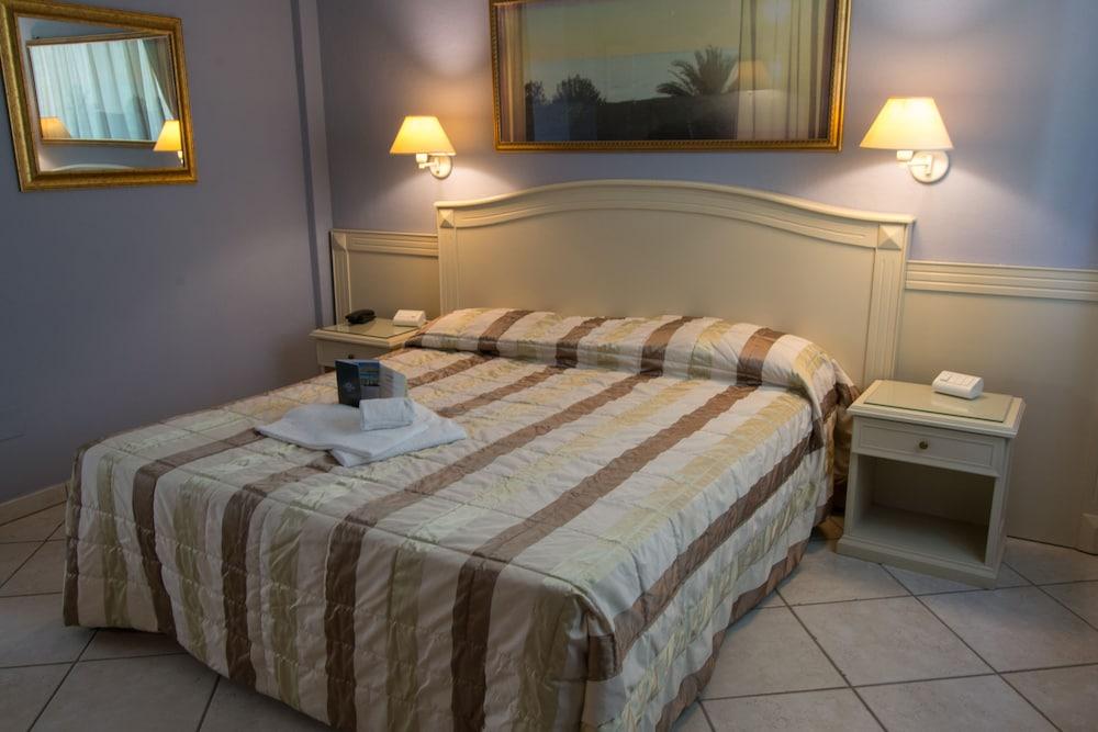 Conchiglia Azzurra Resort & Beach Porto Cesareo Eksteriør billede
